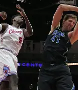 九游体育-加时末段达拉斯独行侠调整名单以备荷甲，内部沟通环节打磨，引发热议，更衣室氛围转暖